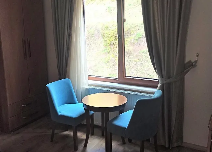 Kizkalesi & Restaurant *